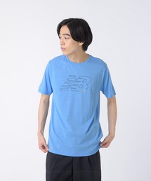 Sport Essentials ヘザーテックグラフィックショートスリーブTシャツ