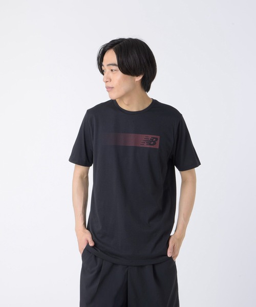 NEW BALANCE(ニューバランス)の「Sport Essentials ヘザーテックグラフィックショートスリーブTシャツ(Tシャツ/カットソー・メンズ・ライトブルー/グレー/ブラック/ネイビー・X-LARGE/LARGE/MEDIUM/XX-LARGE/SMALL)」の1枚目の写真