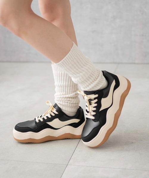 WEGO（ウィゴー）の「WEGO/ウェーブソールカラースニーカー（スニーカー・レディース・ブラック/ピンク/ホワイト・MEDIUM/LARGE）」の3枚目の写真