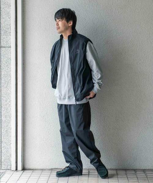 URBAN RESEARCH DOORS（アーバンリサーチドアーズ）の「『セットアップ対応』URDリップストップナイロンベスト（その他アウター・メンズ・チャコールグレー/グレー系その他/ブラック・MEDIUM/LARGE）」の22枚目の写真