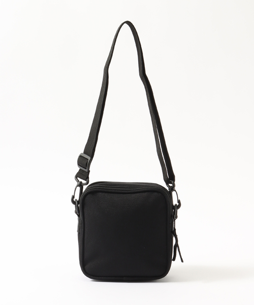 JOINT WORKS(ジョイントワークス)の「【Carhartt/カーハート】 ESSENTIALS BAG SMALL(ショルダーバッグ・メンズ・ブラック・FREE)」の4枚目の写真