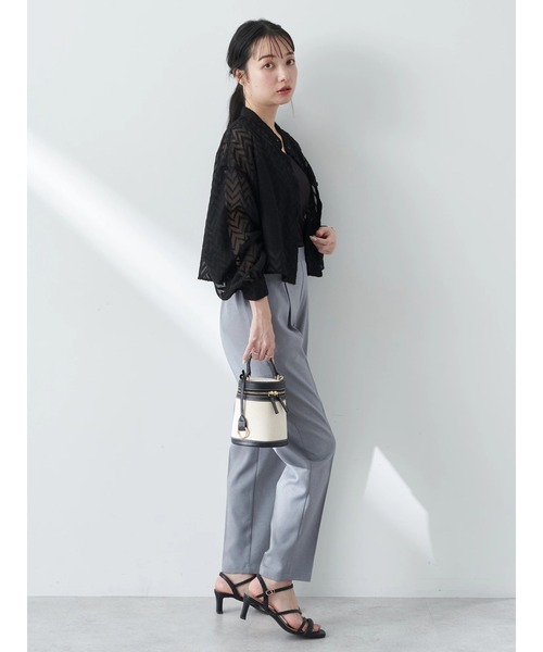 earth music&ecology（アースミュージックアンドエコロジー）の「ギザギザショートシャツ（シャツ/ブラウス・レディース・ブラック/オフホワイト/ブルー・FREE）」の14枚目の写真