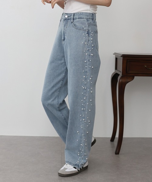 BLUEEAST（ブルーイースト）の「2TYPE ストーン&パールデニムパンツ（デニムパンツ・レディース・ブルー系/ブルー・SMALL/MEDIUM/LARGE）」の5枚目の写真