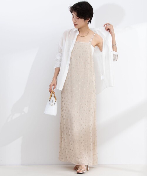 NOLLEY’S Sophi(ノーリーズソフィ)の「ドットラメジャガードキャミワンピース(ワンピース・レディース・ブラック系その他3/ベージュ系その他3・38)」の4枚目の写真