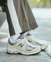 ニューバランス New Balance M2002R LIGHT-BEIGE [M2002RFA