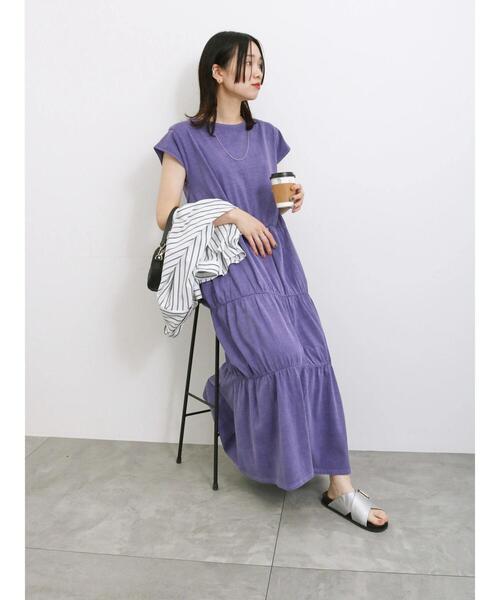 Samansa Mos2 blue（サマンサモスモスブルー）の「ピグメントティアードワンピース（ワンピース・レディース・グレー/チャコールグレー/パープル・F）」の3枚目の写真
