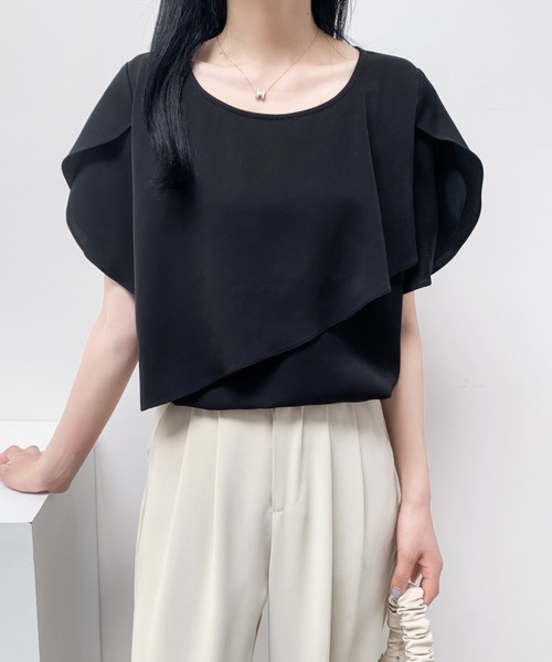 ABITOKYO(アビトーキョー)の「フレアスリーブラッフルブラウス(シャツ/ブラウス・レディース・ホワイト/ライトグリーン/ブラック・M/L)」の15枚目の写真