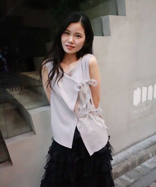 CORNERS（コーナーズ）の「オーガンジーリボンタンク（Tシャツ/カットソー・レディース・ブラック/グレイッシュベージュ/オフホワイト・M）」の8枚目の写真