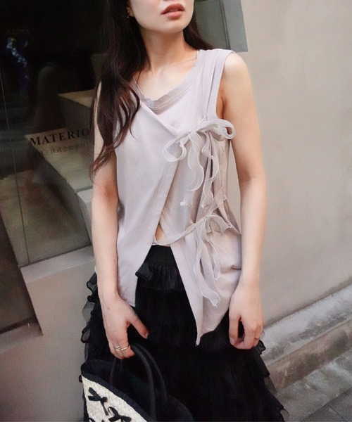 CORNERS（コーナーズ）の「オーガンジーリボンタンク（Tシャツ/カットソー・レディース・ブラック/グレイッシュベージュ/オフホワイト・M）」の12枚目の写真