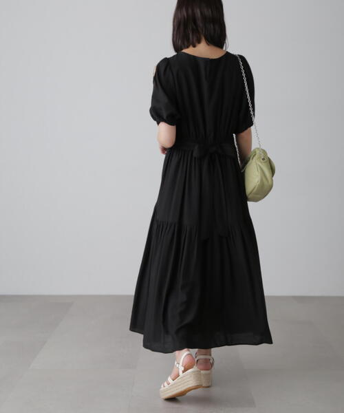 FREE'S MART(フリーズマート)の「◇【3サイズ展開XS-M】肩スリットバックリボンワンピース【低身長サイズ有】(ワンピース・レディース・ブルー/ブラック系その他/ブラック・X-SMALL/MEDIUM/SMALL)」の6枚目の写真