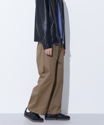 Apo(s)ture（アポスチャー）の「LUCAS-001/サテンストレッチワイドパンツ（その他パンツ）」