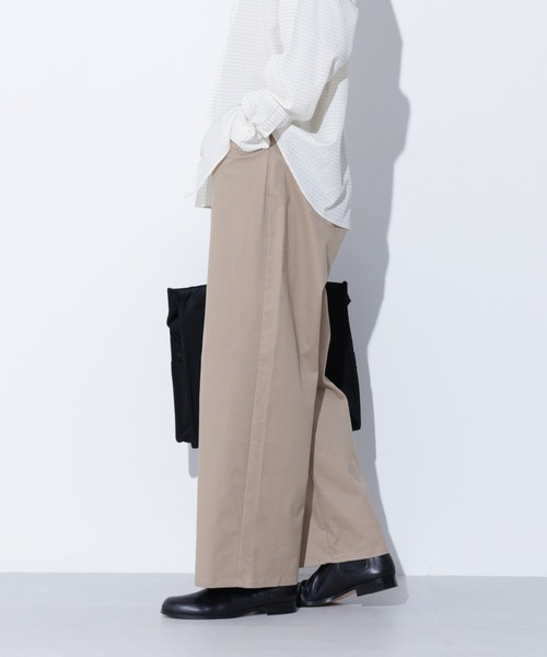 Apo(s)ture(アポスチャー)の「LUCAS-001/サテンストレッチワイドパンツ(その他パンツ・メンズ・ブラック/ベージュ/モカ/ネイビー・XL/XS/S/M/L)」の5枚目の写真
