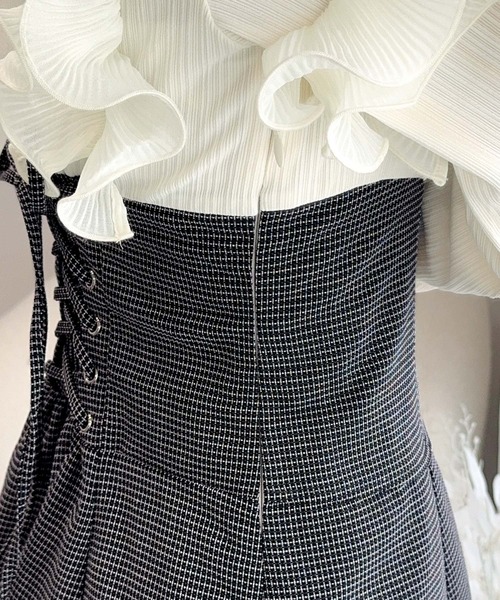 セール】【mily bilet】華やかさと上品さを纏うプリーツフリル使いリブ