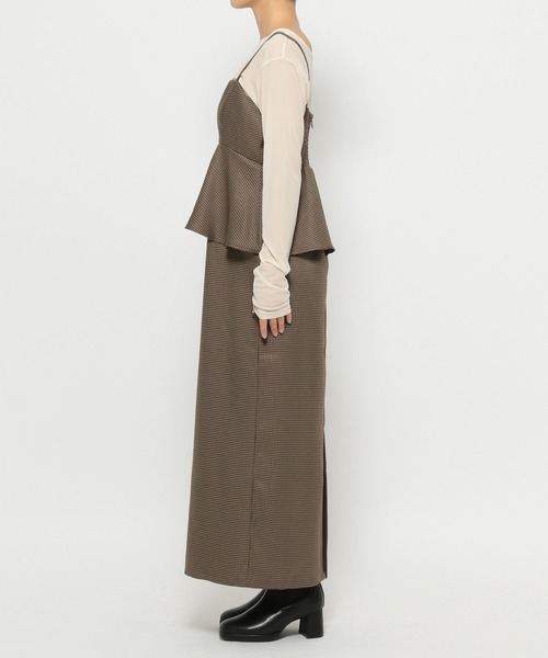 mysty woman(ミスティウーマン)の「アソートペプラムキャミワンピース 148898(ワンピース・レディース・ブラウン系その他/グレー/モカ・FREE)」の8枚目の写真