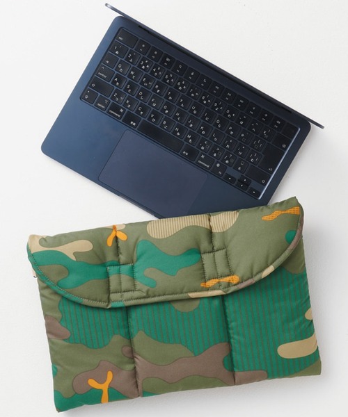 tr：the3 quilting clutch bag M：キルティングクラッチバッグ 超軽量