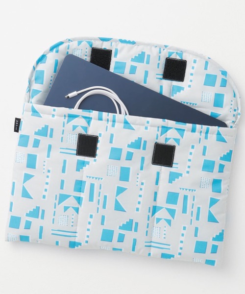 tr：the3 quilting clutch bag M：キルティングクラッチバッグ 超軽量