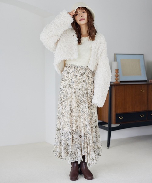 mysty woman（ミスティウーマン）の「プードルファーブルゾン  126026（ブルゾン・レディース・モカ/ブラック/オフホワイト・FREE）」の5枚目の写真