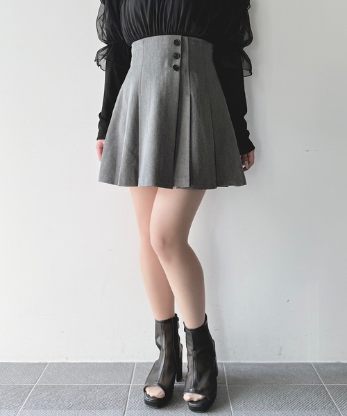 NOMAE（ノーマエ）の「サイドプリーツミニスカパン（スカート・レディース・ダークグレー/ブラック/ライトブラウン/ブラック系その他/ベージュ系その他・FREE）」の3枚目の写真