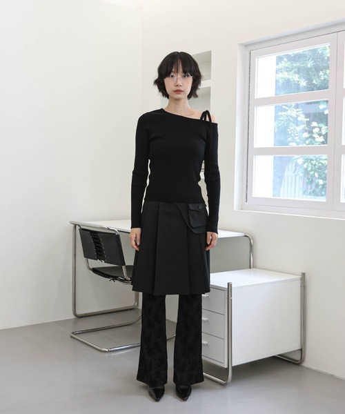 【2024A/W新作アイテム】 【ベルトポケット取り外し可能】【ウエストゴム仕様】ベーシックプリーツセミロングスカート（スカート）｜UNE MANSION（ユヌマンション）