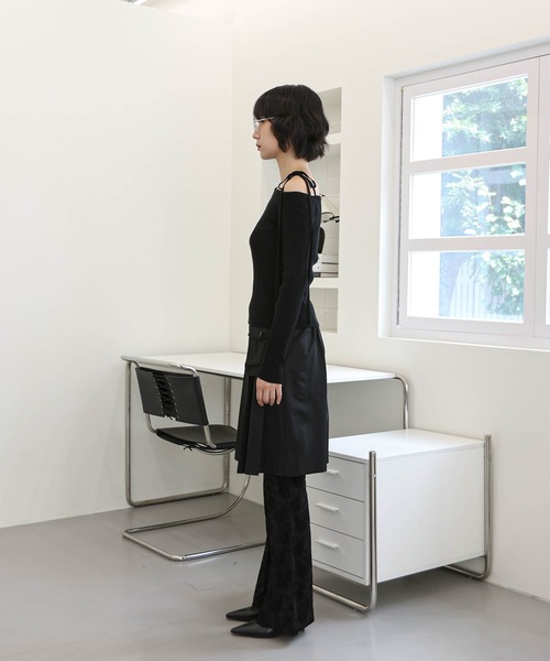 【2024A/W新作アイテム】 【ベルトポケット取り外し可能】【ウエストゴム仕様】ベーシックプリーツセミロングスカート（スカート）｜UNE MANSION（ユヌマンション）