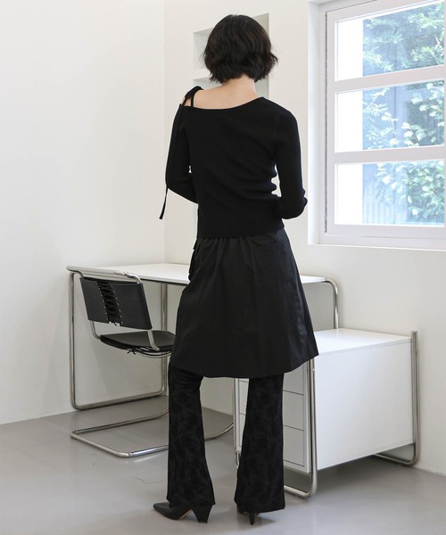 【2024A/W新作アイテム】 【ベルトポケット取り外し可能】【ウエストゴム仕様】ベーシックプリーツセミロングスカート（スカート）｜UNE MANSION（ユヌマンション）