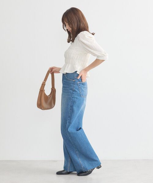 earth music&ecology(アースミュージックアンドエコロジー)の「セルフカットワイドデニムパンツ(デニムパンツ・レディース・ライトインディゴブルー/ブルー系その他・M/L/S)」の20枚目の写真