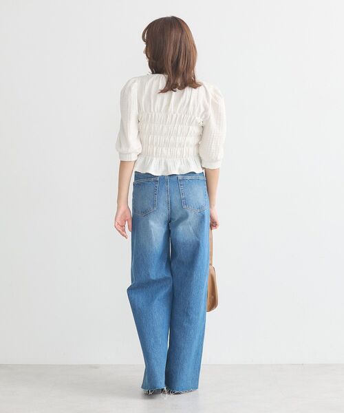 earth music&ecology(アースミュージックアンドエコロジー)の「セルフカットワイドデニムパンツ(デニムパンツ・レディース・ライトインディゴブルー/ブルー系その他・M/L/S)」の21枚目の写真