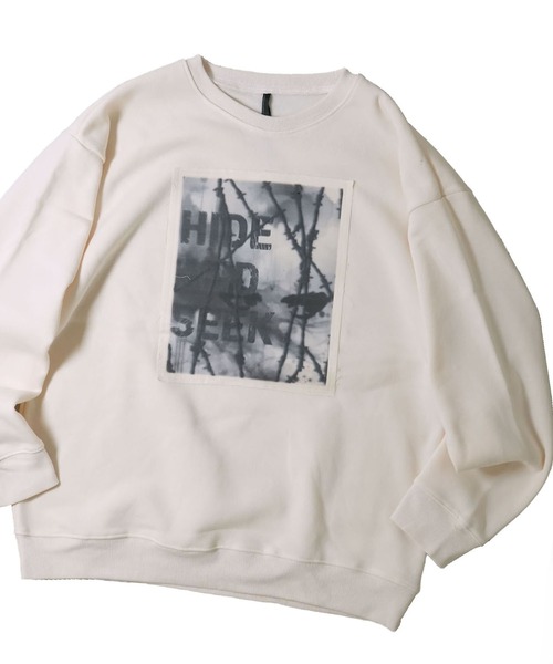 おしゃれスタ(オシャレスタ)の「heavy weight various design sweat shirt/ヘビーウェイト アソート デザイン 裏起毛 スウェットシャツ【IR】 オーバーサイズ メンズ レディース(スウェット・メンズ・グレー系その他/ブラック系その他2/ブラック系その他/ホワイト系その他2/ブラック系その他5/ライトグレー系1/ライトグレー系3/グレー系その他2/グレー系その他4/グレー系その他5/ブラック系その他7/ライトグレー系/ホワイト/ブラック系その他4/グレー系その他7/アッシュグレー/チャコールグレー/ブラック系その他3/グレー系その他6/ブラック/グレー系その他3/ホワイト系その他/ブラック系その他6/ライトグレー系2・M/L/XL)」の2枚目の写真