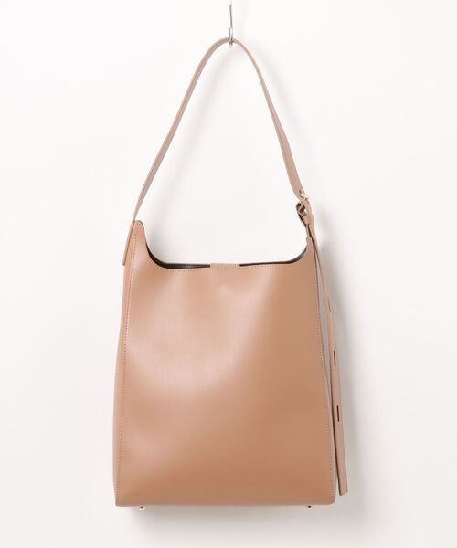 Andemiu（アンデミュウ）の「【雑誌in可能】ポーチセットワンショルダーA4バッグ211560（ショルダーバッグ・レディース・ブラック/アイボリー/キャメル/グレー/ブラウン系その他3・FREE）」の4枚目の写真