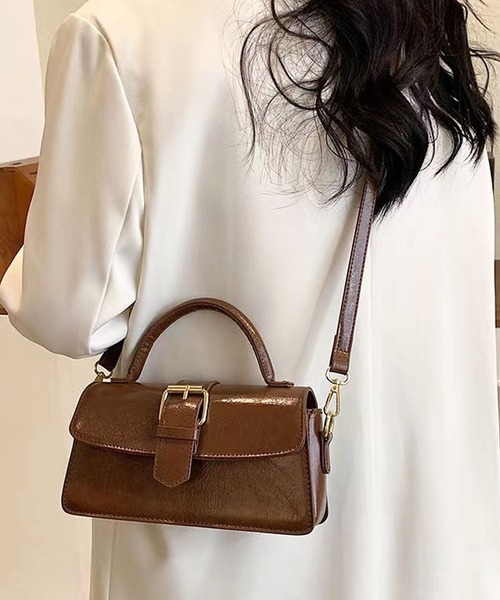 florist（フローリスト）の「2WAY レザーライクフラップベルト横長ハンドバッグ/ショルダーバッグ（ハンドバッグ・レディース・アイボリー/ブラウン/ブラック・FREE）」の8枚目の写真