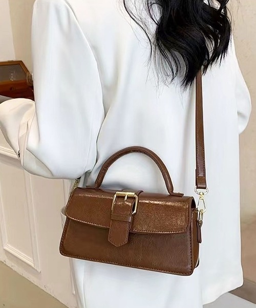 florist（フローリスト）の「2WAY レザーライクフラップベルト横長ハンドバッグ/ショルダーバッグ（ハンドバッグ・レディース・アイボリー/ブラウン/ブラック・FREE）」の11枚目の写真