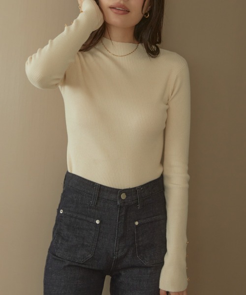 ACYM(アシーム)の「マシュマロボタンスリーブニット(ニット/セーター・レディース・ブラック/グレー/ブラウン/アイボリー・FREE)」の21枚目の写真