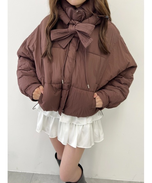 PHILLY(フィリー)の「【PHILLY】フード付リボン中綿ジャケット(ブルゾン・レディース・アイボリー/ブラック/ブラウン・FREE)」の18枚目の写真