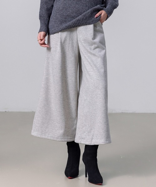 DAY CLOSET（デイ クローゼット）の「【クロップド丈/吸湿発熱/裏起毛/ストレッチ有/幅広ゴム】ノームコアシャギータックワイドパンツ レディース（スウェットパンツ・レディース・カーキ/ダークグレー/ブラック/グレー/ネイビー/ベージュ・M/L）」の8枚目の写真