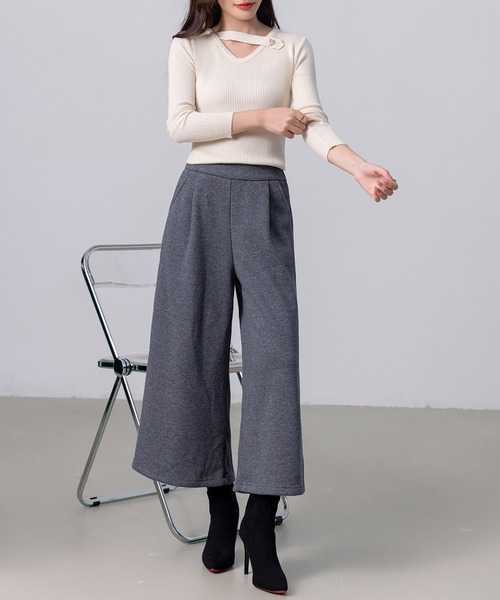 DAY CLOSET（デイ クローゼット）の「【クロップド丈/吸湿発熱/裏起毛/ストレッチ有/幅広ゴム】ノームコアシャギータックワイドパンツ レディース（スウェットパンツ・レディース・カーキ/ダークグレー/ブラック/グレー/ネイビー/ベージュ・M/L）」の18枚目の写真