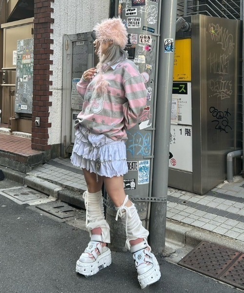 XU（エックスユー）の「【Never mind the XU】shaggy flap cat beanie / 【ネバーマインド ザ エックスユー】シャギーフラップ猫耳ニット帽子（ニットキャップ/ビーニー・レディース・ブラウン/チャコール/ピンク・ONE SIZE）」の21枚目の写真