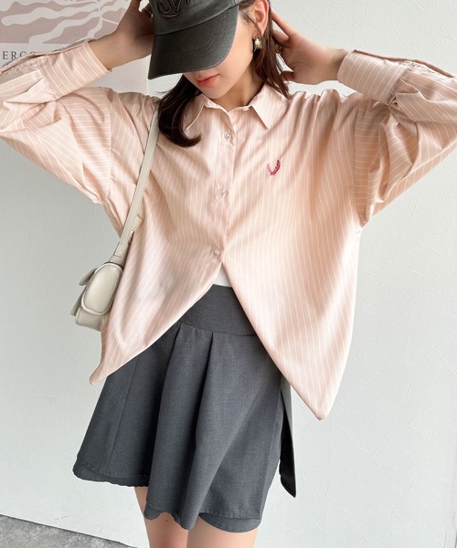 mily bilet(ミウィビレット)の「【mily bilet】ワンポイントが鍵!!着回し抜群。胸刺繍2wayストラップ付きストライプシャツ(長袖)(シャツ/ブラウス・レディース・ホワイト/ピンク/ブルー・MEDIUM/LARGE/X-LARGE/SMALL)」の13枚目の写真