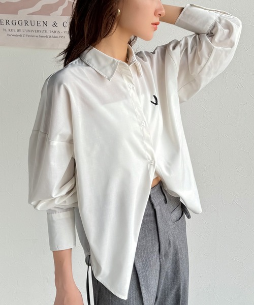 mily bilet(ミウィビレット)の「【mily bilet】ワンポイントが鍵!!着回し抜群。胸刺繍2wayストラップ付きストライプシャツ(長袖)(シャツ/ブラウス・レディース・ホワイト/ピンク/ブルー・MEDIUM/LARGE/X-LARGE/SMALL)」の22枚目の写真