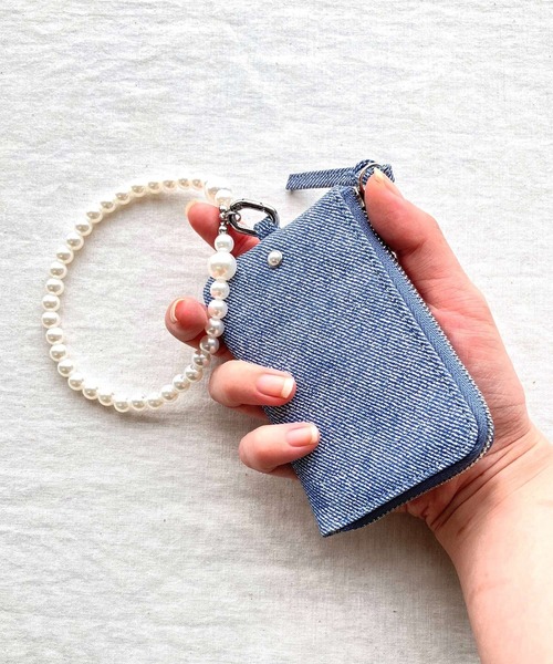 Q(キュー)の「パールストラップマルチケース(その他小物・レディース・グレー/ライトブルー・ONE SIZE)」の16枚目の写真