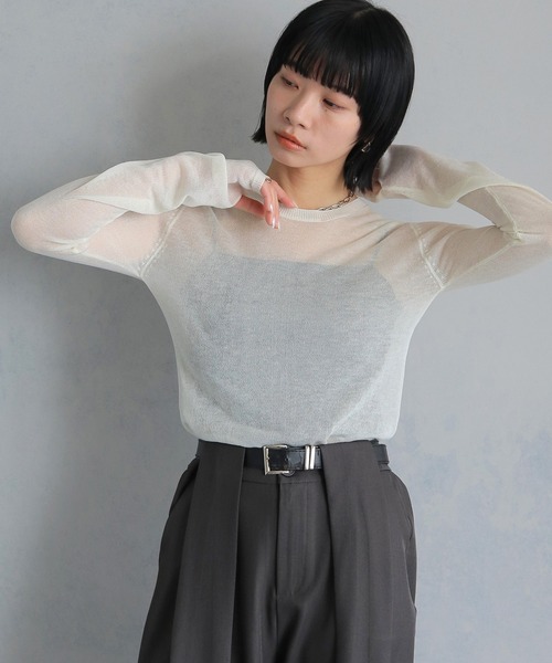 cheriella（シェリエラ）の「【cheriella】フィンガーホールシアークルーネックニット FINGER HOLE SHEER CREW NECK KNIT（ニット/セーター・レディース・ブラック/ミント/レッド/ホワイト/ブルー・M）」の8枚目の写真