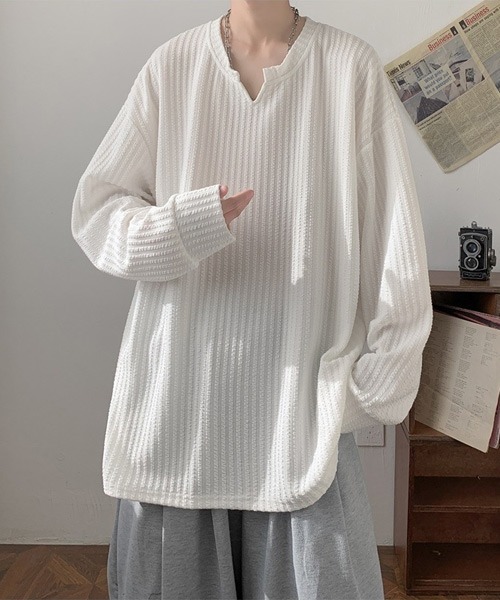 Ressaca(レサーカ)の「オーバーサイズ無地キーネックロンT(Tシャツ/カットソー・メンズ・ナチュラル/ブラック/カーキ/チャコール/ホワイト・M/L/XL)」の2枚目の写真