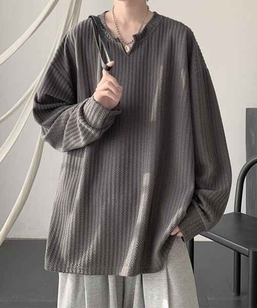 Ressaca(レサーカ)の「オーバーサイズ無地キーネックロンT(Tシャツ/カットソー・メンズ・ナチュラル/ブラック/カーキ/チャコール/ホワイト・M/L/XL)」の3枚目の写真