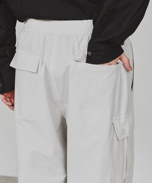 tk.TAKEO KIKUCHI(ティーケータケオキクチ)の「【機能素材】AMATAストレッチカーゴパンツ(カーゴパンツ・メンズ・ブラック/オフホワイト/カーキ・01/02/03)」の22枚目の写真