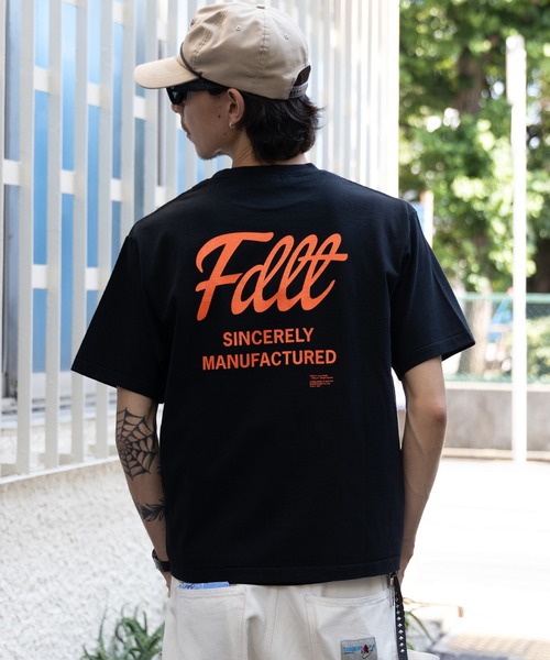 FIDELITY（フィデリティ）の「BACK LOGO TUBE TEE / 半袖バックロゴTシャツ（Tシャツ/カットソー・メンズ・ネイビー/オレンジ/レッド/ホワイト/ブラック・LARGE/MEDIUM）」の5枚目の写真