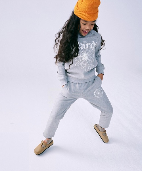 Mardi Mercredi（マルディメクルディ）の「KIDS SWEAT PANTS MARCHE EMBLEM（スウェットパンツ・キッズ・グレー/ネイビー・100cm）」の4枚目の写真