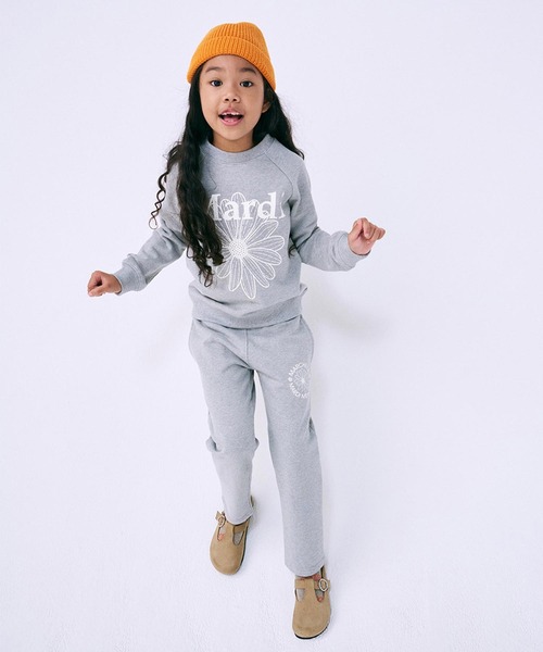 Mardi Mercredi（マルディメクルディ）の「KIDS SWEAT PANTS MARCHE EMBLEM（スウェットパンツ・キッズ・グレー/ネイビー・100cm）」の5枚目の写真