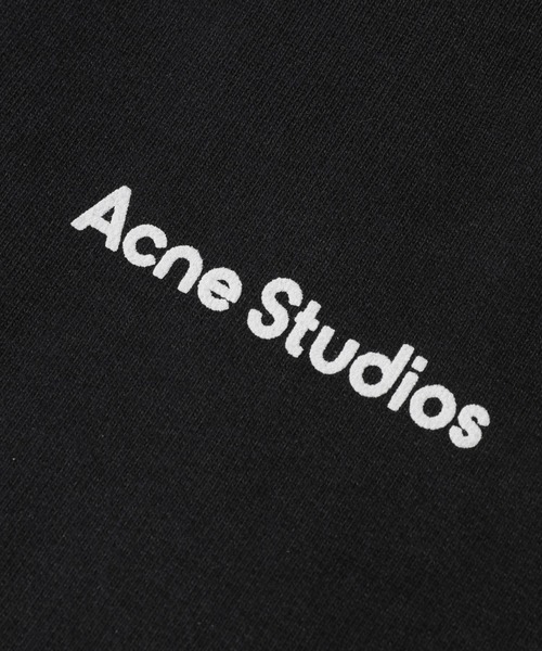 Acne Studios（アクネストゥディオズ）の「FN-UX-SWEA000034（パーカー・レディース・ブラック・XS/S）」の4枚目の写真