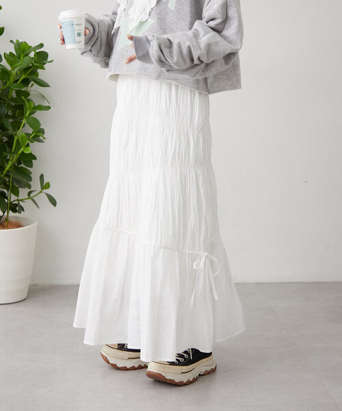 w closet（ダブルクローゼット）の「ワッシャーロングスカート（スカート・レディース・アイボリー/オフホワイト/ブラック・FREE）」の2枚目の写真