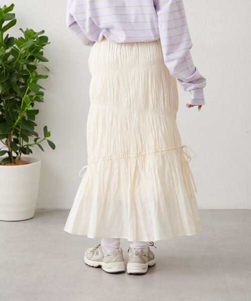w closet（ダブルクローゼット）の「ワッシャーロングスカート（スカート・レディース・アイボリー/オフホワイト/ブラック・FREE）」の14枚目の写真