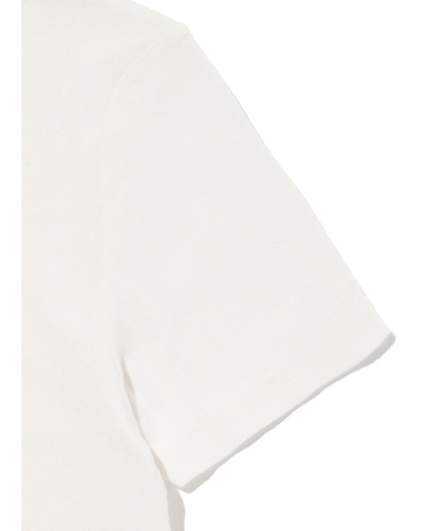 Levi's(リーバイス)の「Levi's/リーバイス エッセンシャル SPORTY Tシャツ(Tシャツ/カットソー・レディース・ホワイト・S/M/XS)」の5枚目の写真
